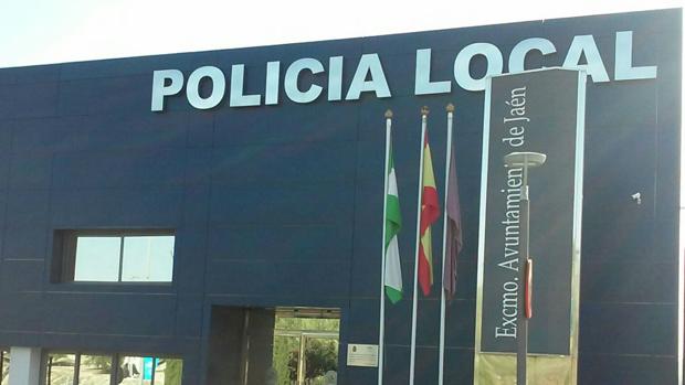 Detenido un hombre con 13 órdenes de búsqueda tras herir a un policía en Jaén