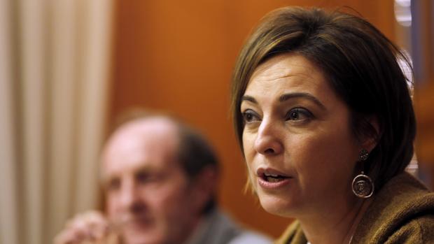 La alcaldesa reconoce el «sobresfuerzo» que realiza la Policía Local de Córdoba