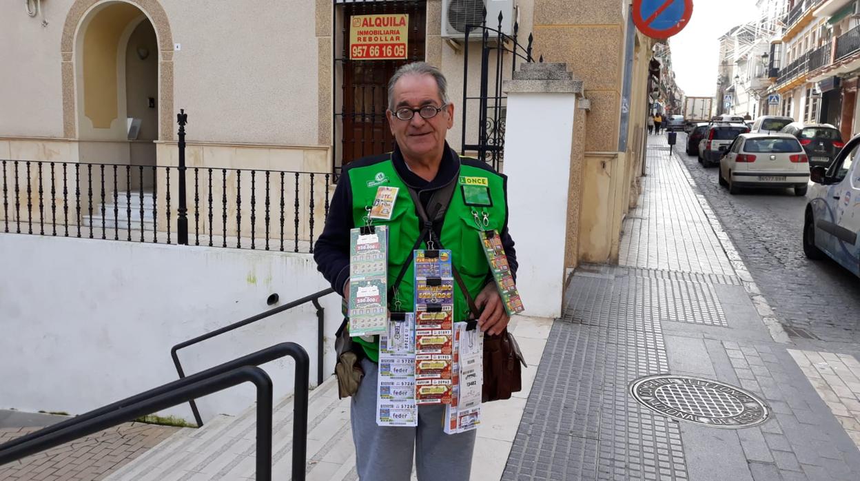 Miguel Muñoz ha estado 21 años trabajando en la ONCE