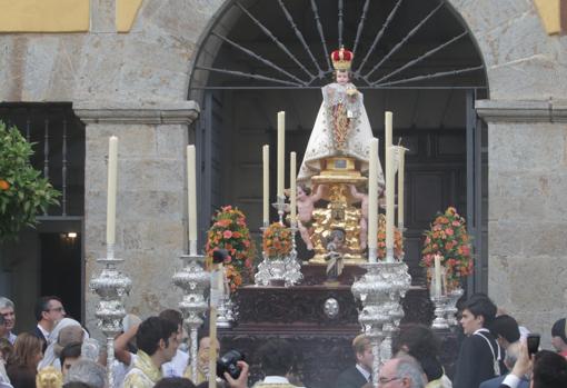 Procesión del Milagroso Niño Jesús de Praga del Carmen de San Cayetano