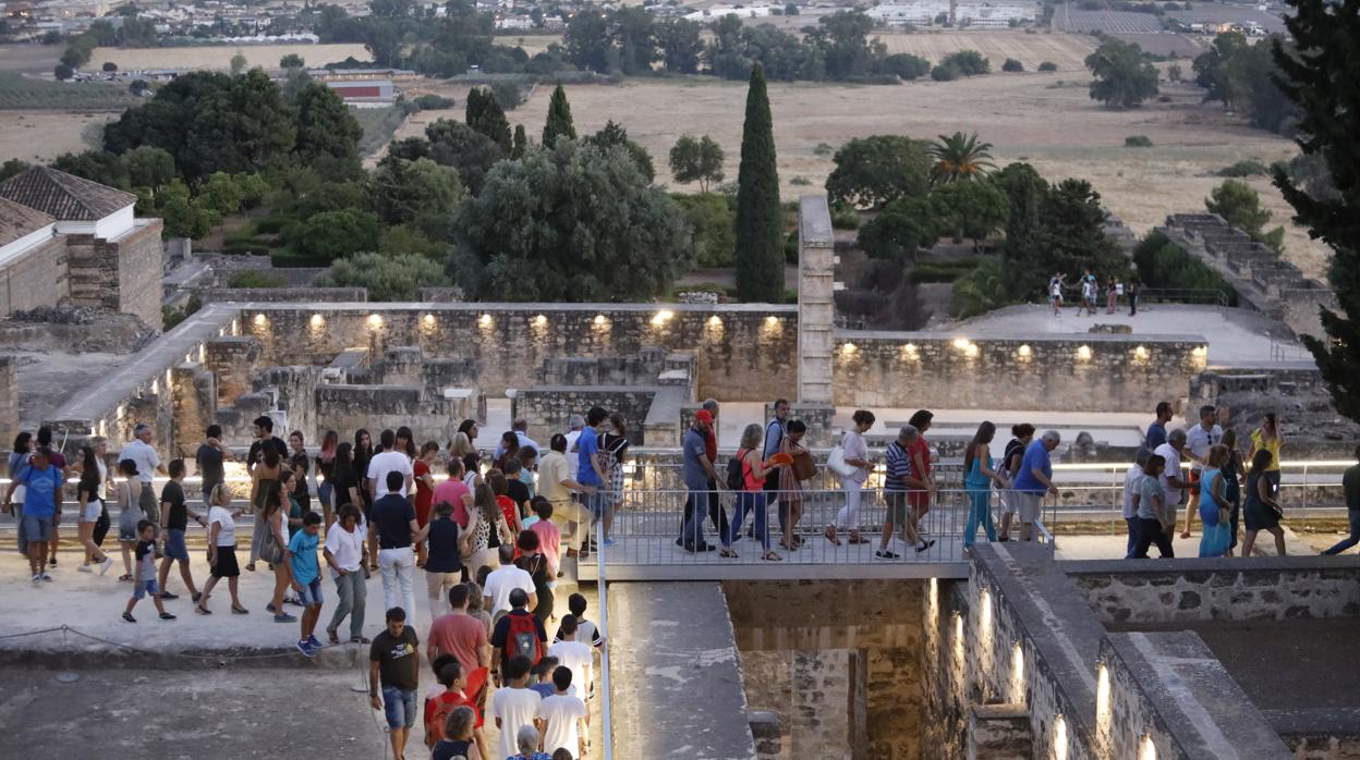 Visita nocturna a Medina Azahara en 2018