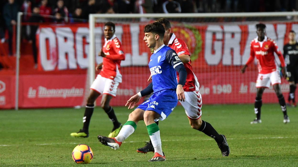 Aguado ha vuelto al equipo en el Nástic-Córdoba CF de este domingo en el Nou Estadi