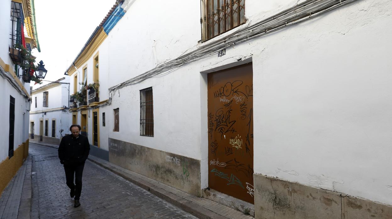 Casa de la calle Carlos Rubio, del barrio de San Pedro de Córdoba, en que están los baños árabes