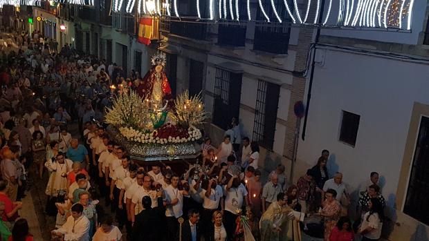 La diócesis concede la coronación canónica de la Virgen del Soterraño, patrona de Aguilar de la Frontera