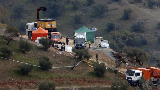 El padre de Julen a las 48 horas del rescate: «No queremos un tuit, sino más excavadoras»