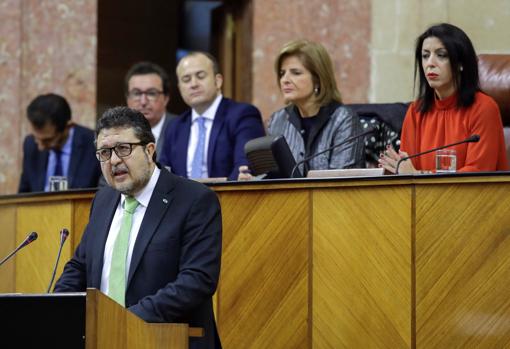 Intervención del líder de Vox en Andalucía, Francisco Serrano, en el Parlamento