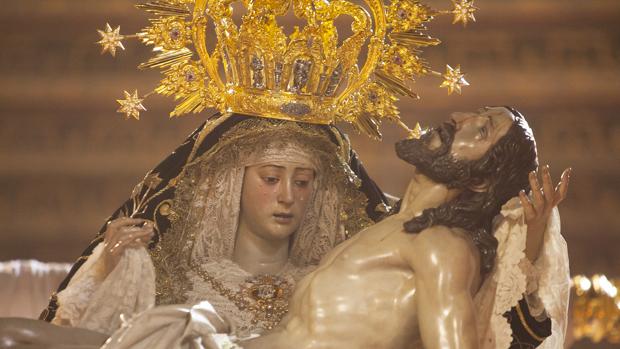 Las Angustias de Córdoba acepta asistir a la magna exposición de nazarenos