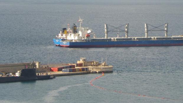 Ecologistas alertan de la reparación de otro submarino nuclear en Gibraltar