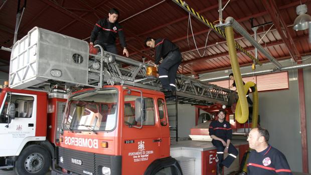 Mueren un hombre y una mujer en el incendio de una casa en Moriles, Córdoba