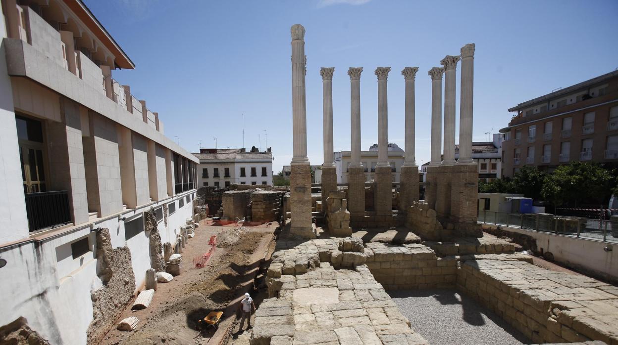 Obras en el Templo Romano de Córdoba, que se financian con cargo al Plan Turístico de Grandes Ciudades