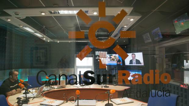 Canal Sur mantendrá a sus directivos a la espera de reformas profundas