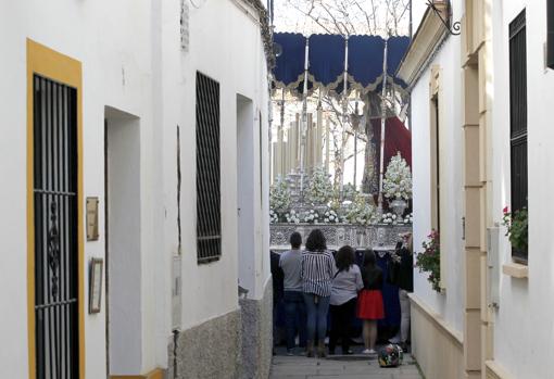 Nuestra Señora de la Palma durante su salida procesional el Domingo de Ramos