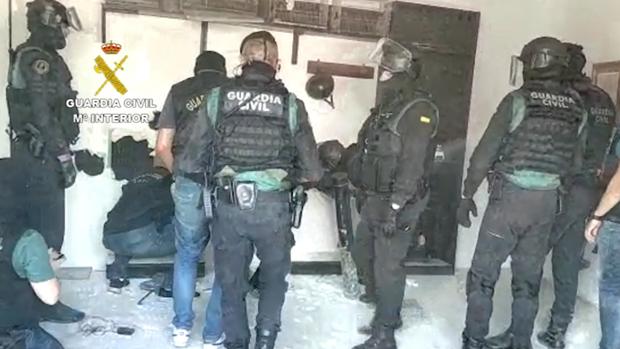El juez deja en libertad sin fianza a 17 detenidos en la operación «Trapera»