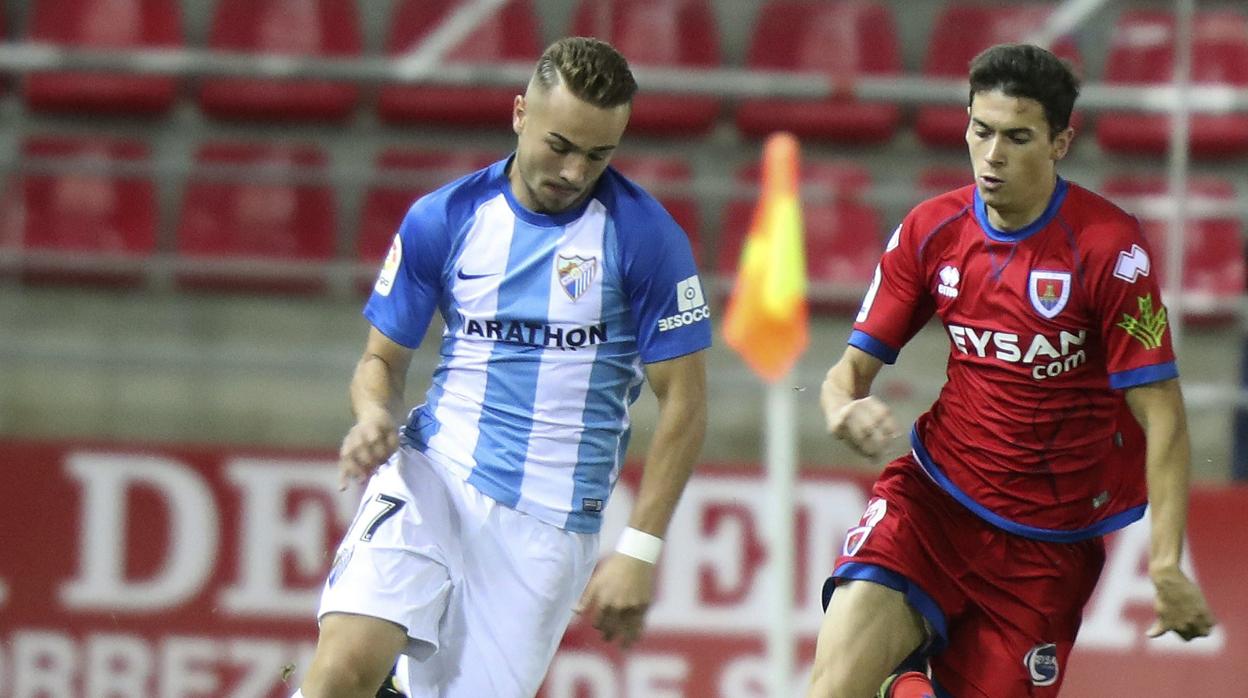 El malaguista Javier Ontiveros en el partido ante el Numancia