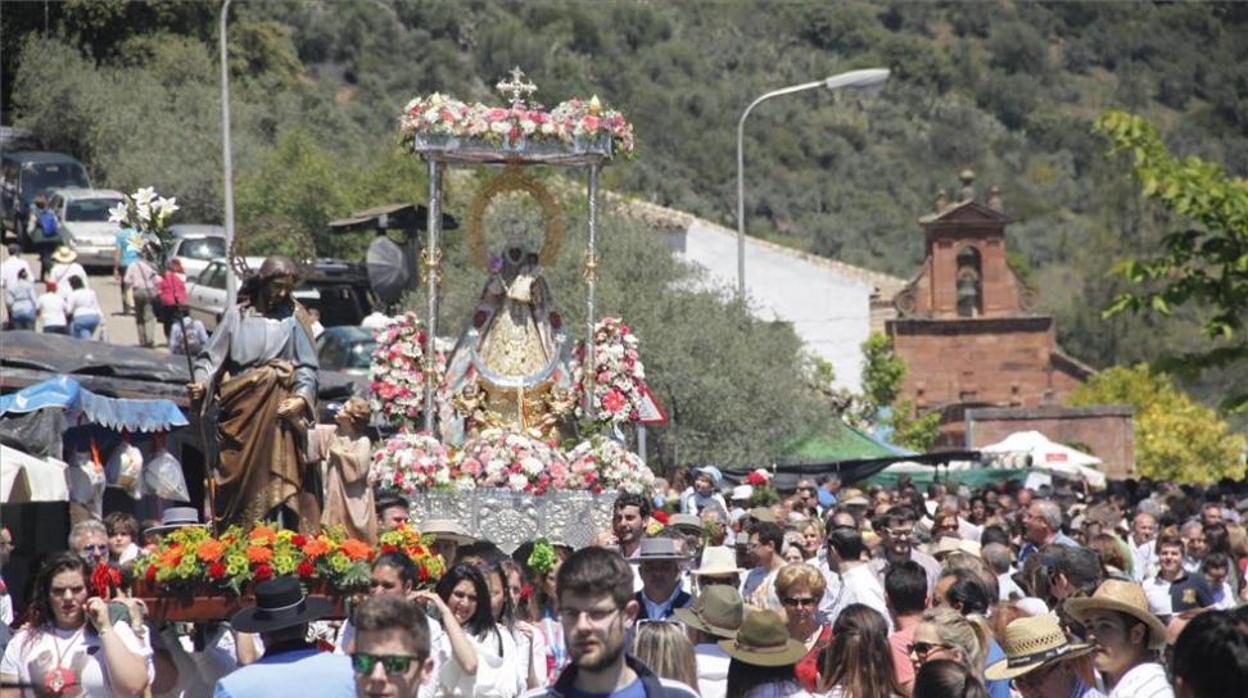 La Virgen de la Fuensanta y San José durante la romería