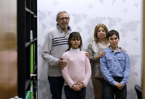 Familias adoptivas en Córdoba: «El objetivo es ayudar a los niños, no ayudarte a ti mismo»