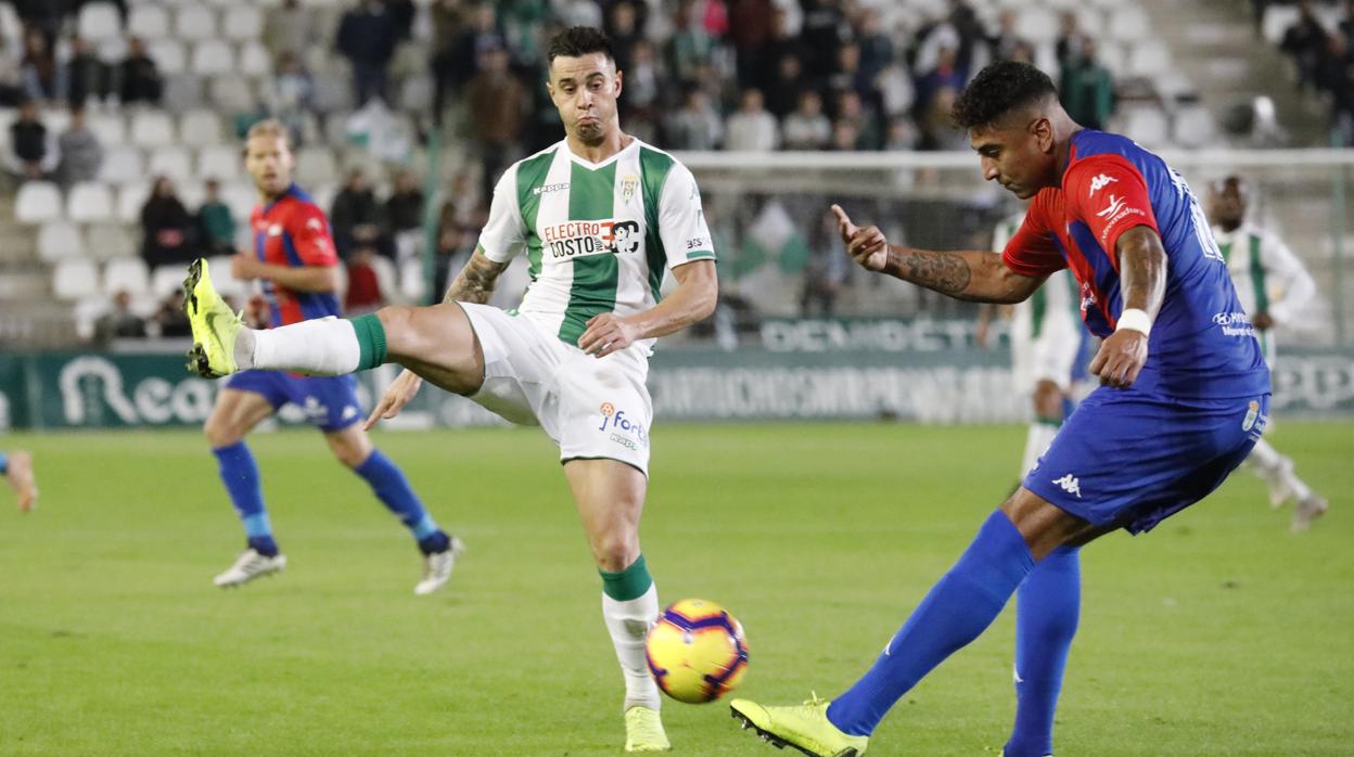 Extremadura-Córdoba CF, una oportunidad ante el peor local de Segunda