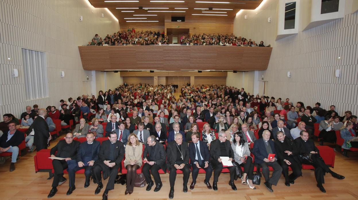 Imagen del abarrotado salón de actos del Palacio de Congresos