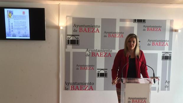 La junta electoral obliga a la retirada de propaganda de proyectos de la alcaldesa socialista de Baeza