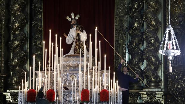 Las cofradías de Córdoba recuperan en una década los altares mayores para sus cultos