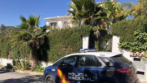 Mata a su mujer en Estepona delante de su hijo e intenta suicidarse