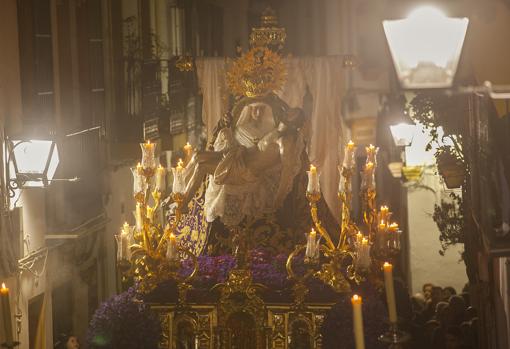 Nuestra Señora de las Angustias coronada de Córdoba, el Jueves Santo