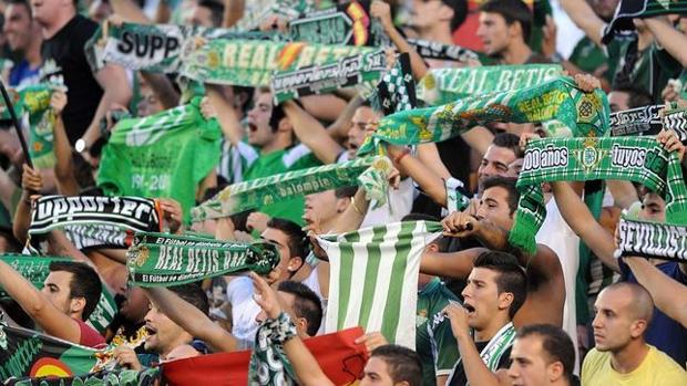 Acciones del Betis y del Sevilla y otras inversiones de los diputados andaluces