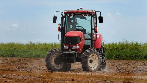 Muere un hombre al quedar atrapado bajo un tractor en Puente de Génave