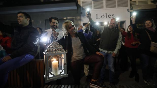 Los comerciantes aceptan una nueva comisión para tratar la iluminación en el centro de Córdoba