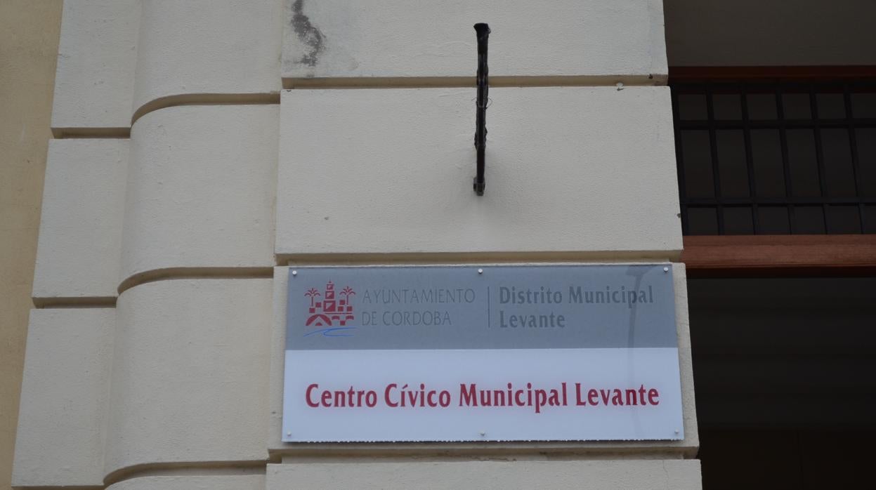 Cartel del Centro Cívico de Levante