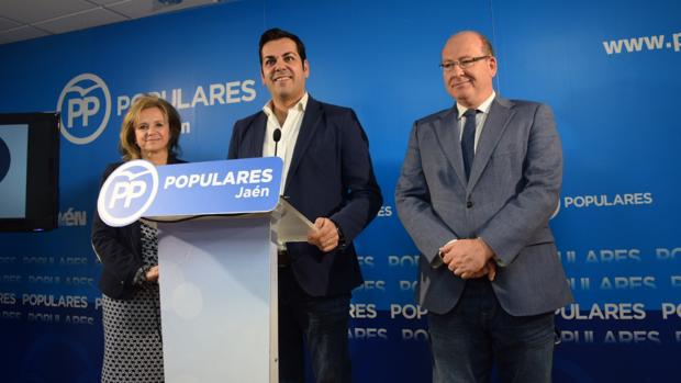 El alcalde de Jaén advierte de que el «voto de protesta» beneficiaría al PSOE en las municipales