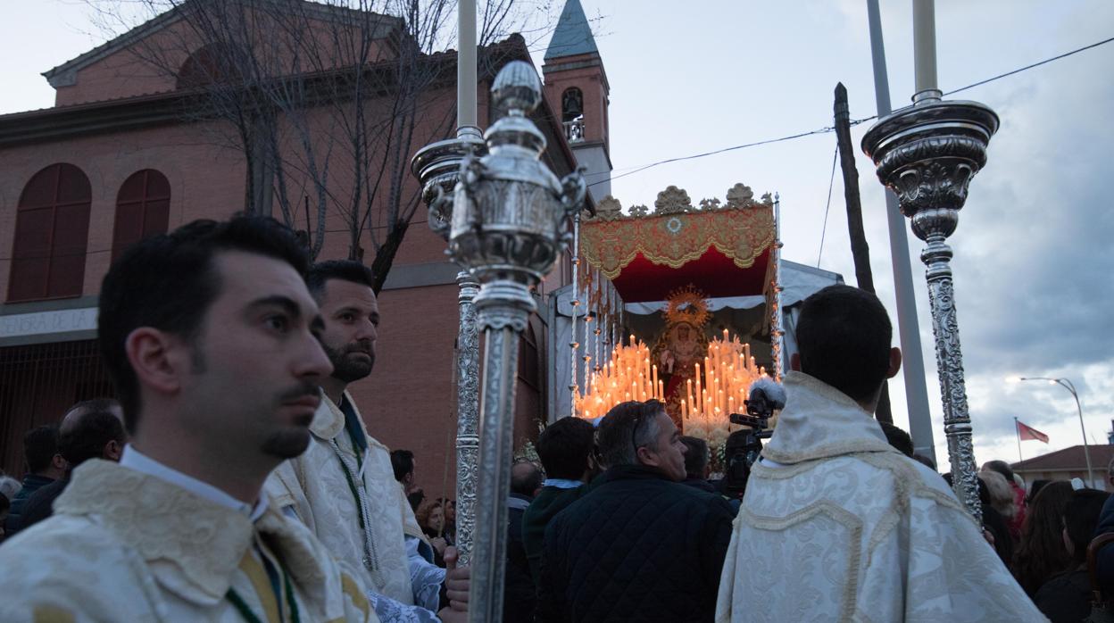 La Virgen de la O, tras salir de la carpa el año pasado en su paso de palio