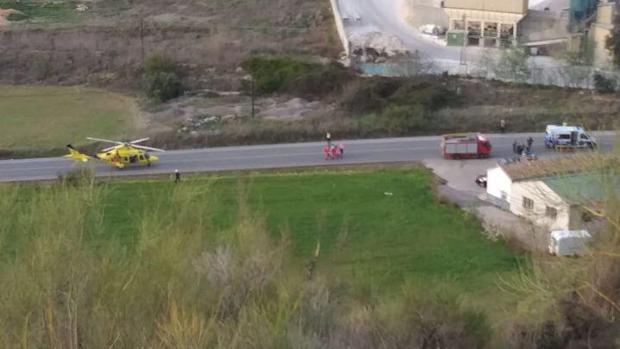 Herido grave un motorista en una salida de vía en la A-339 en Priego de Córdoba