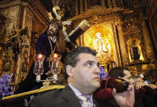 Vía Crucis de Nuestro Padre Jesús Caído en el interior de San Cayetano