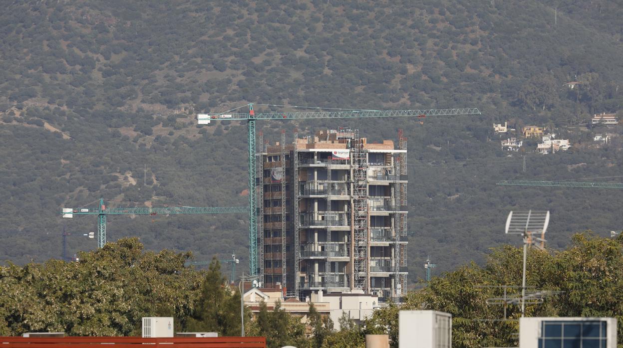 Construcción de la Torre del Agua en Córdoba