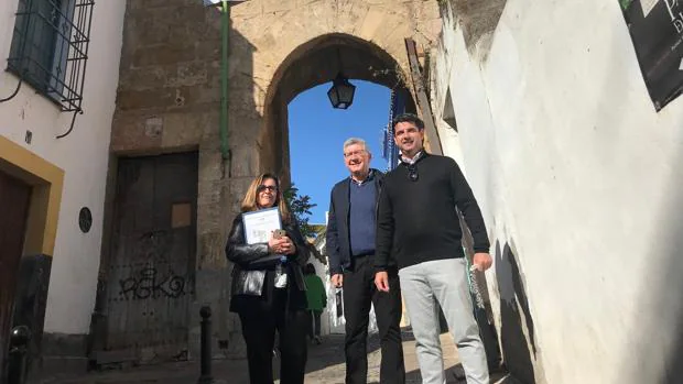 Los vecinos tendrán que pagar parte de la restauración del Arco del Portillo de Córdoba
