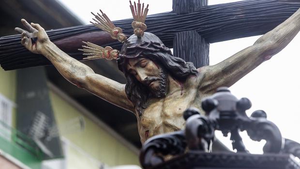 Semana Santa de Córdoba 2019 | La Piedad, el Calvario y la Misericordia dan la vuelta y regresan a sus templos
