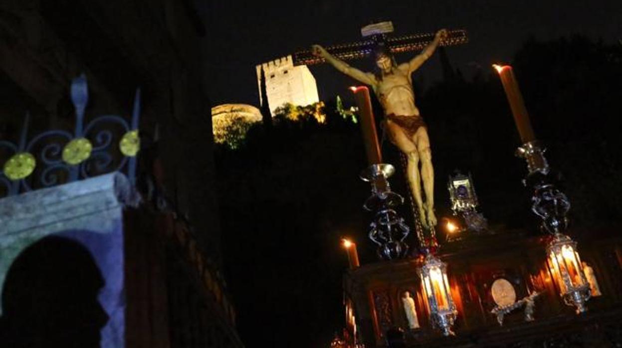 La procesión del Silencio es la única que mantiene su salida a partir de las 12 de la noche.