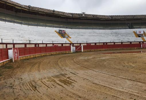 Suspenden la corrida de toros de Miura en Cabra por el estado del ruedo