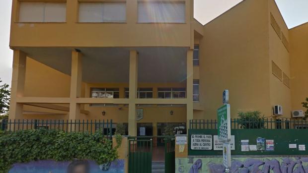 Una profesora denuncia gritos y haber sido «amedrentada» por sus alumnos por ser de Vox en un colegio de Málaga