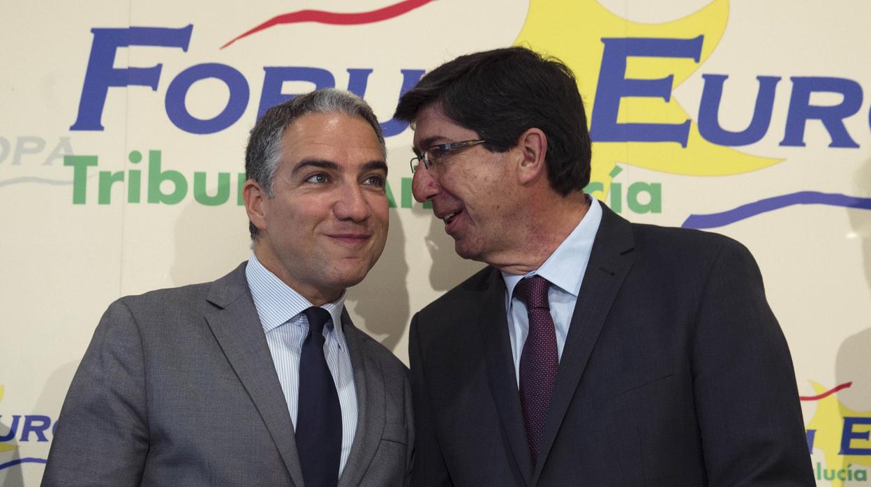 Elías Bendodo y Juan Marín, antes de una conferencia en Málaga