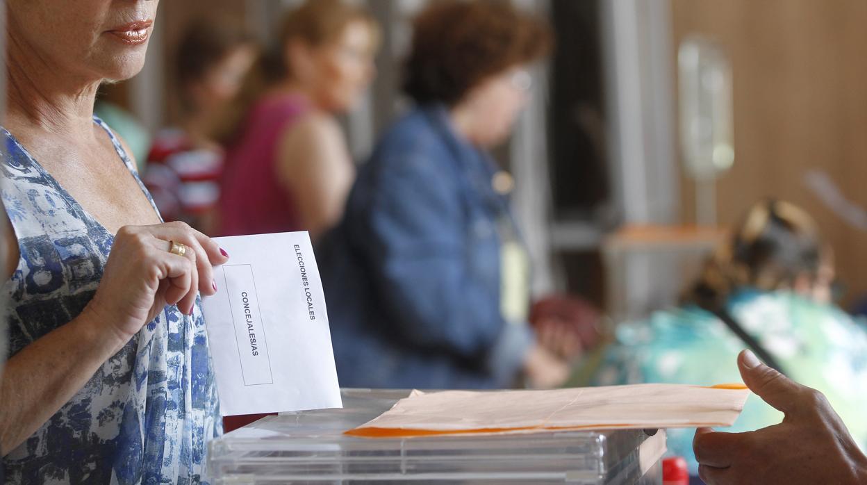 Mesa electoral de las últimas elecciones municipales en Córdoba