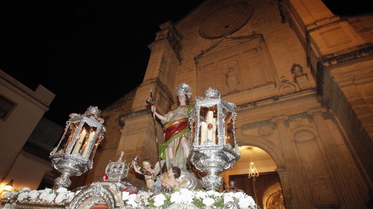 San Rafael Arcángel durante su salida extraordinaria en el año 2019 hasta la Mezquita-Catedral