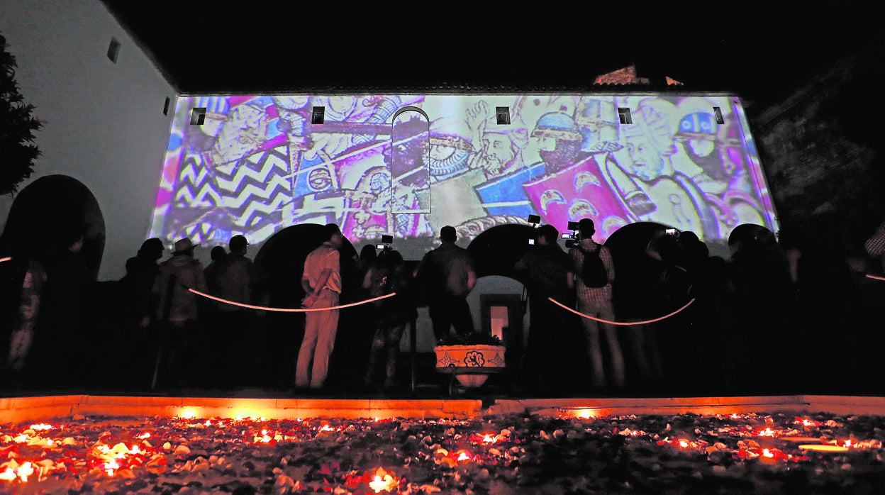 Espectáculo nocturno del Alcázar de los Reyes Cristianos