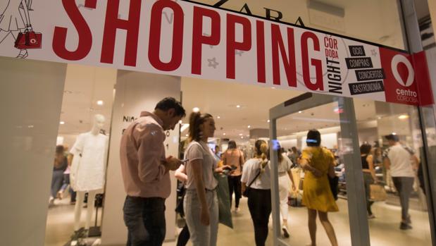 ¿Qué hacer este fin de semana en Córdoba? Vuelven la «Shopping Night», los cines de verano... y mucho más