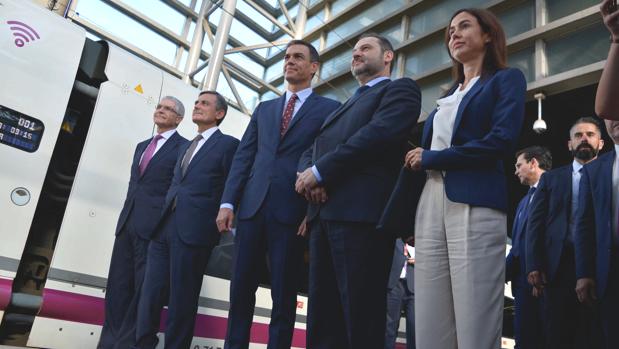 El AVE Madrid-Granada realiza su viaje inaugural