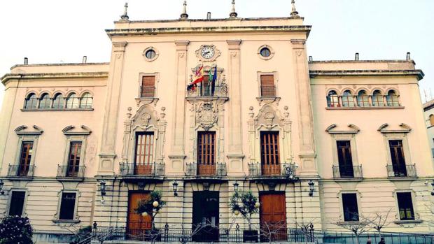 El Ayuntamiento carga contra el servicio de autobuses urbanos de Jaén