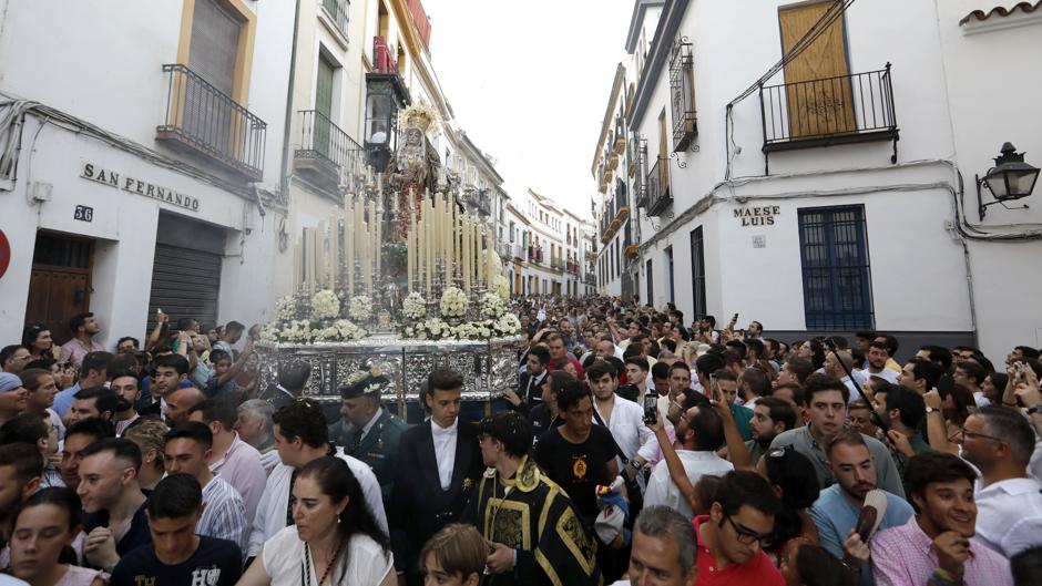 San Rafael, el Sagrado Corazón y la Virgen de los Dolores ponen a Córdoba en el espejo de su fe