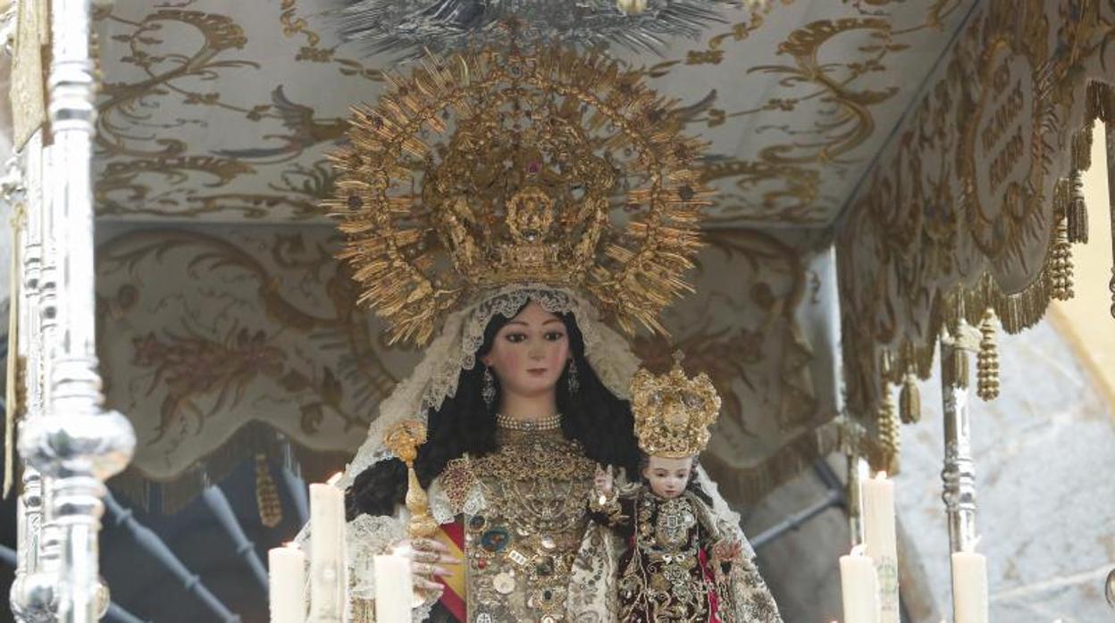 La Virgen del Carmen de San Cayetano