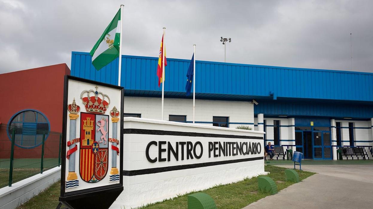 El depósito de la Guardia Civil está situado junto al centro penitenciario de Botafuegos